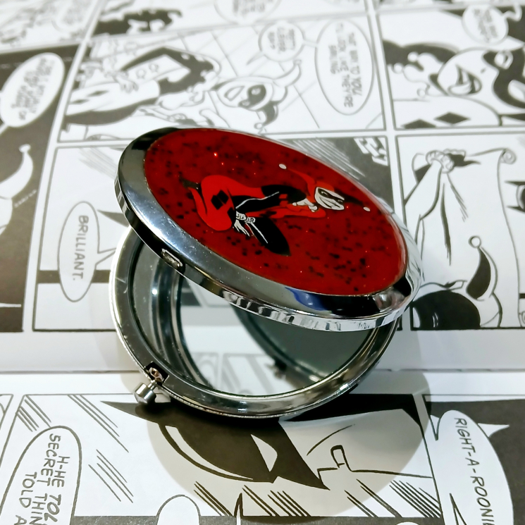 Harley Quinn Animated Series Classic Costume Compact Mirror