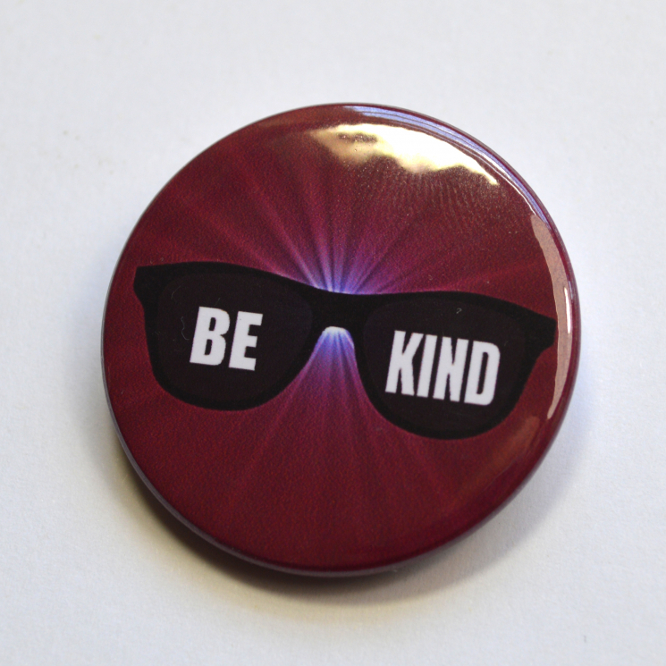 Doctor Who Sonic Sunglasses Be Kind Badge