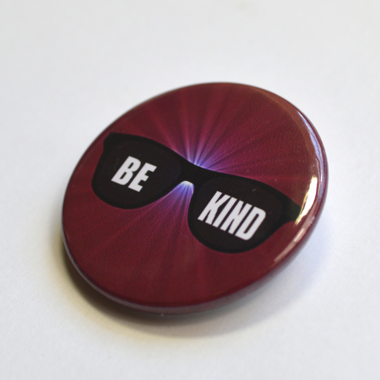 Doctor Who Sonic Sunglasses Be Kind Badge